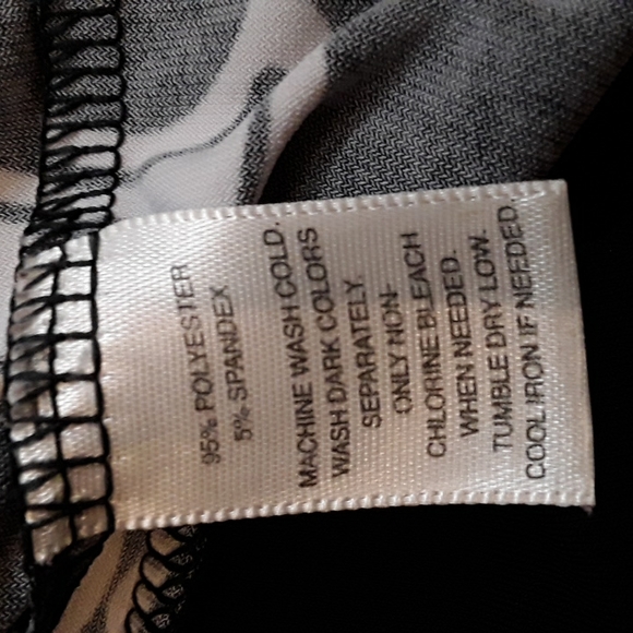 Black and white halter top White House Black Market XS - Picture 6 of 6